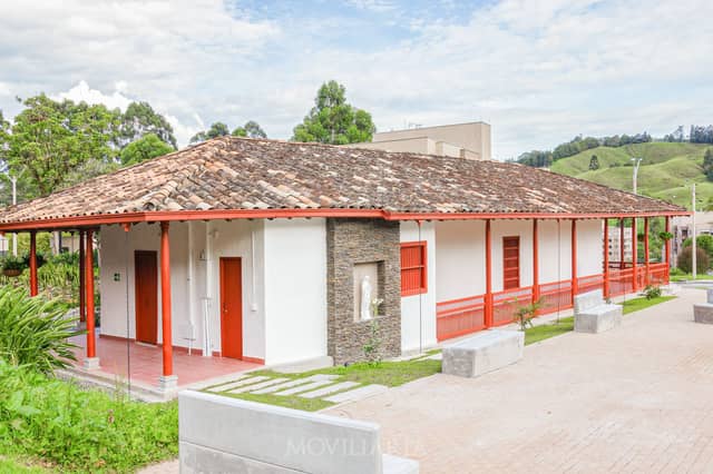 Apartamento en Venta con garaje | REF: 1532 en El Carmen Retiro