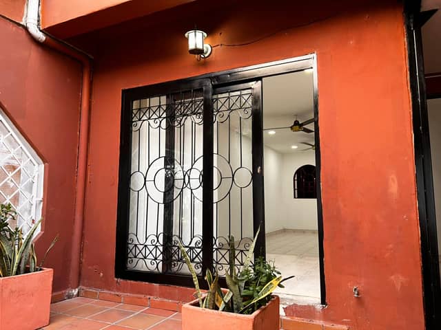 Casa en Venta en Refugio, Barrancabermeja de 2 plantas con garaje con REF 1681