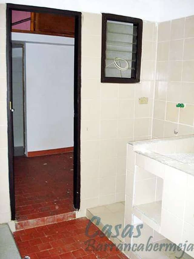 Casa en Venta o Arriendo en Recreo, Barrancabermeja de 2 plantas con garaje con REF 20