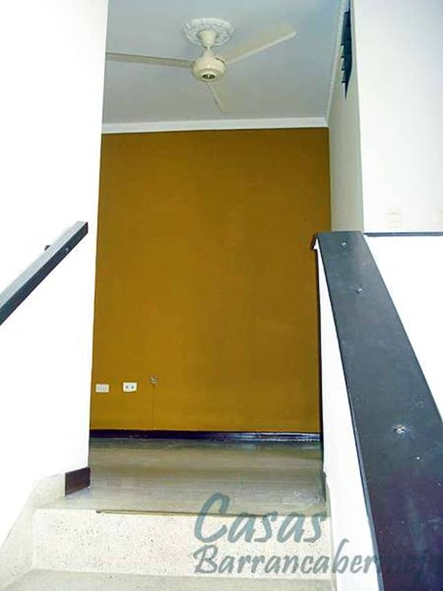 Casa en Venta o Arriendo en Recreo, Barrancabermeja de 2 plantas con garaje con REF 20