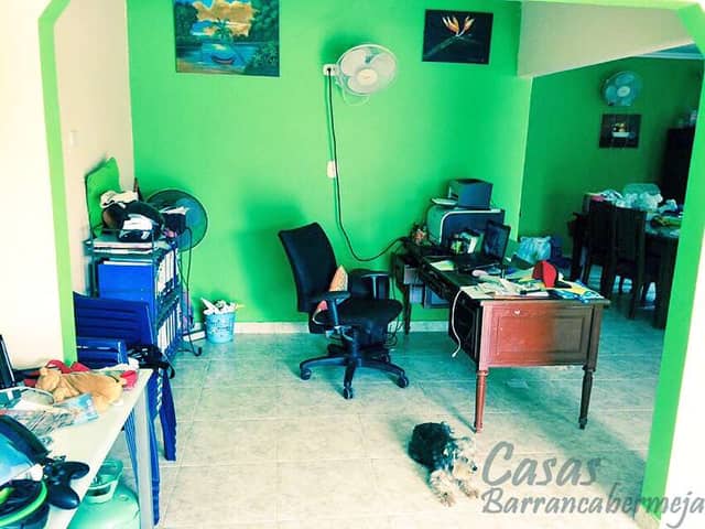 Casa en Venta en Los Pinos, Barrancabermeja con garaje con REF 24