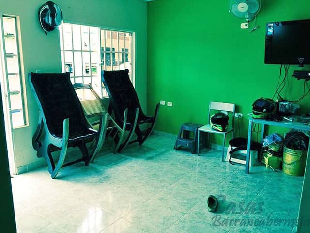 Casa en Venta en Los Pinos, Barrancabermeja con garaje con REF 24