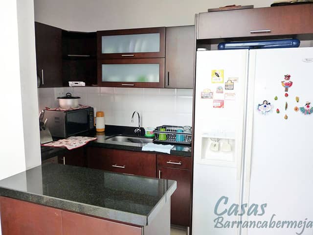 Apartamento en Venta en Vivero club, Barrancabermeja con garaje con REF 25