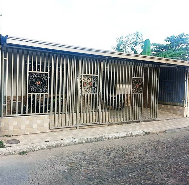 Casa en Venta en Bella Vista, Barrancabermeja con garaje con REF 773