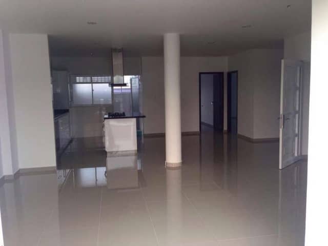 Apartamento en Venta en Pueblo Nuevo, Barrancabermeja con garaje con REF 847