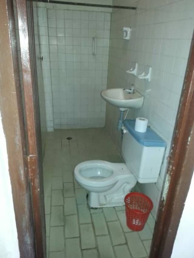 Casa Lote en Venta en Colombia, Barrancabermeja con garaje con REF 886