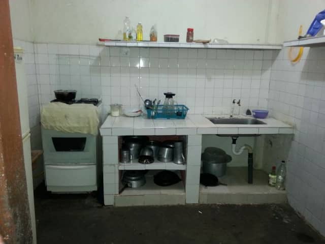 Casa Lote en Venta en Colombia, Barrancabermeja con garaje con REF 886