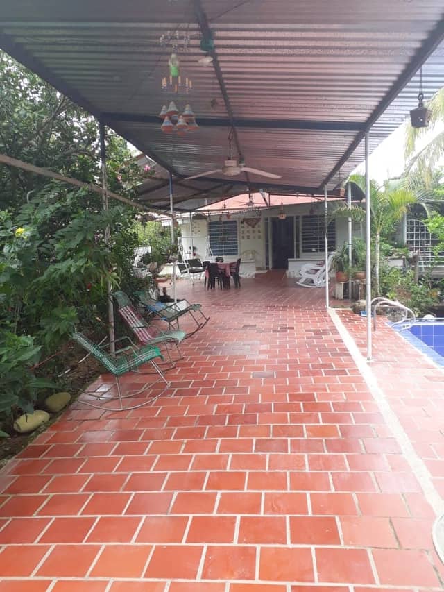 Casa en Venta en Minas del Paraiso, Barrancabermeja con garaje con REF 892