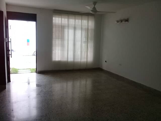 Casa en Venta en Inscredial, Barrancabermeja con garaje con REF 896