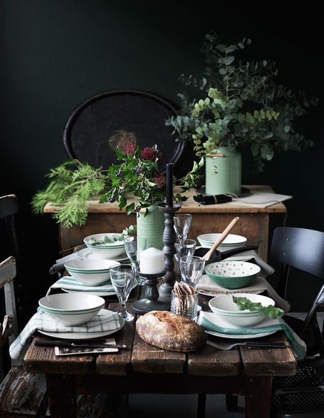 Decoración de la mesa de invierno: no combine la ropa de mesa