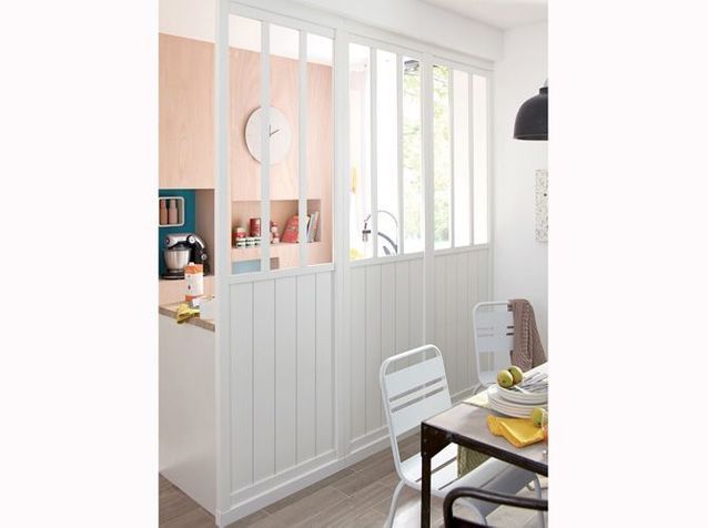 Opte por un techo de vidrio estilo taller para ampliar su pequeño apartamento